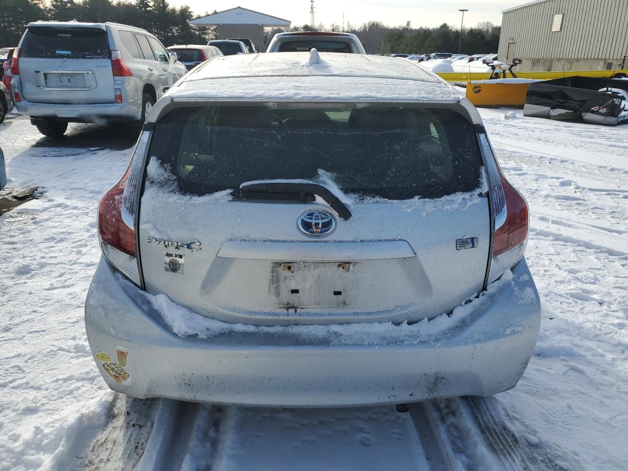 2015 Toyota Prius - Image 6