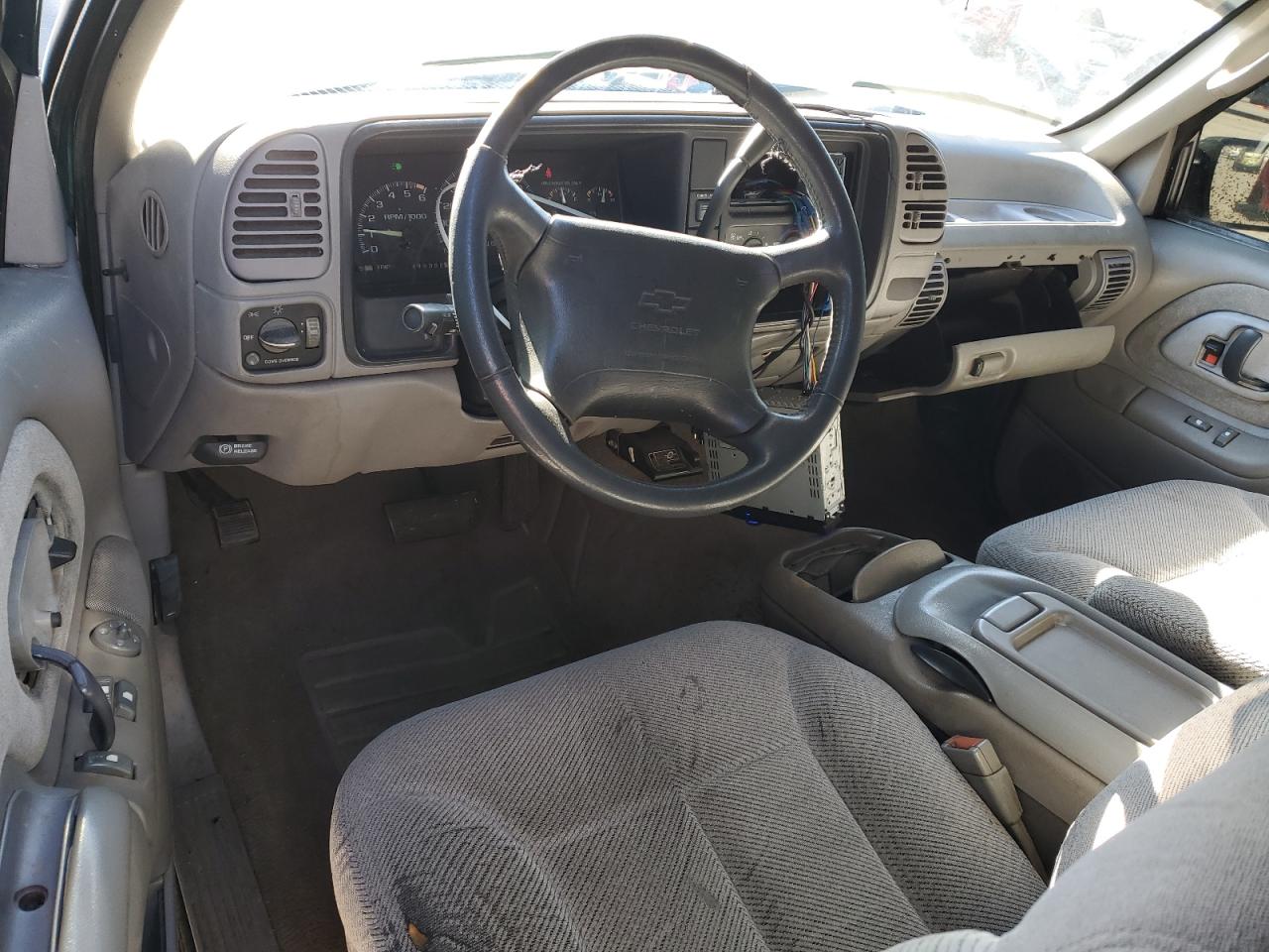 1996 Chevrolet GMT-400 - Image 8