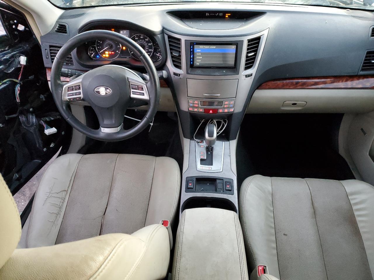 2012 Subaru Outback - Image 8