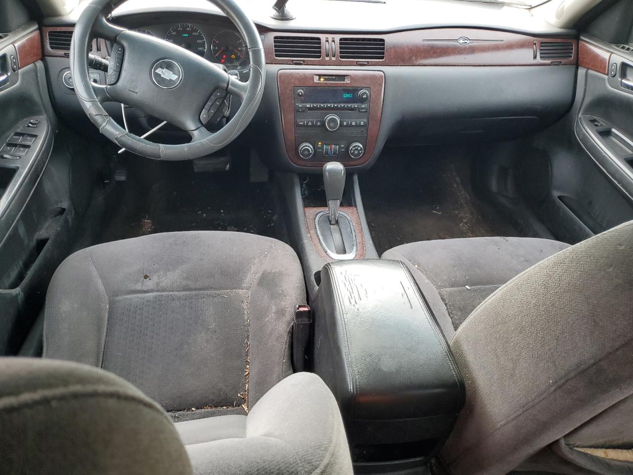 2006 Chevrolet Impala - Image 8