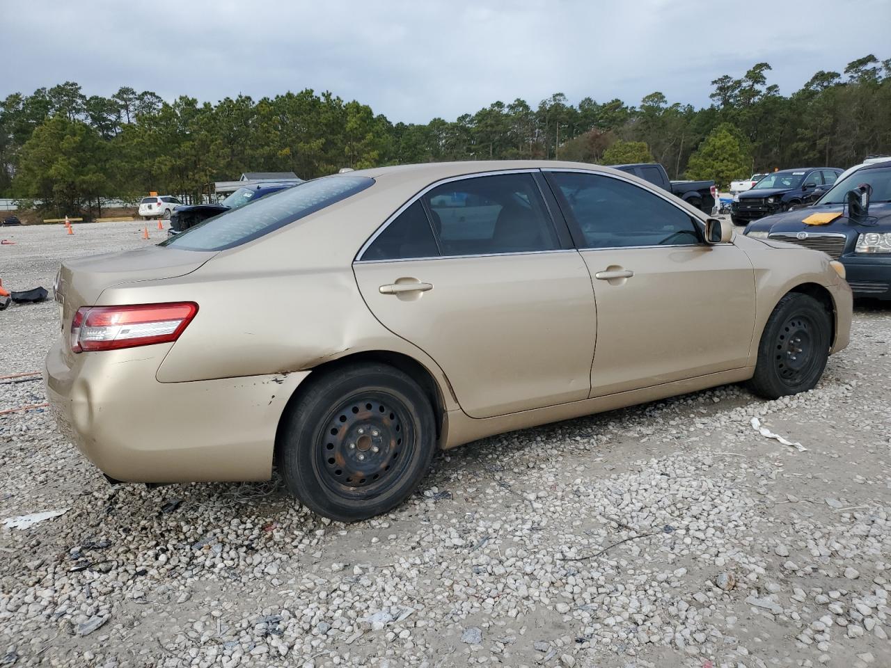 2010 Toyota Camry - Image 3