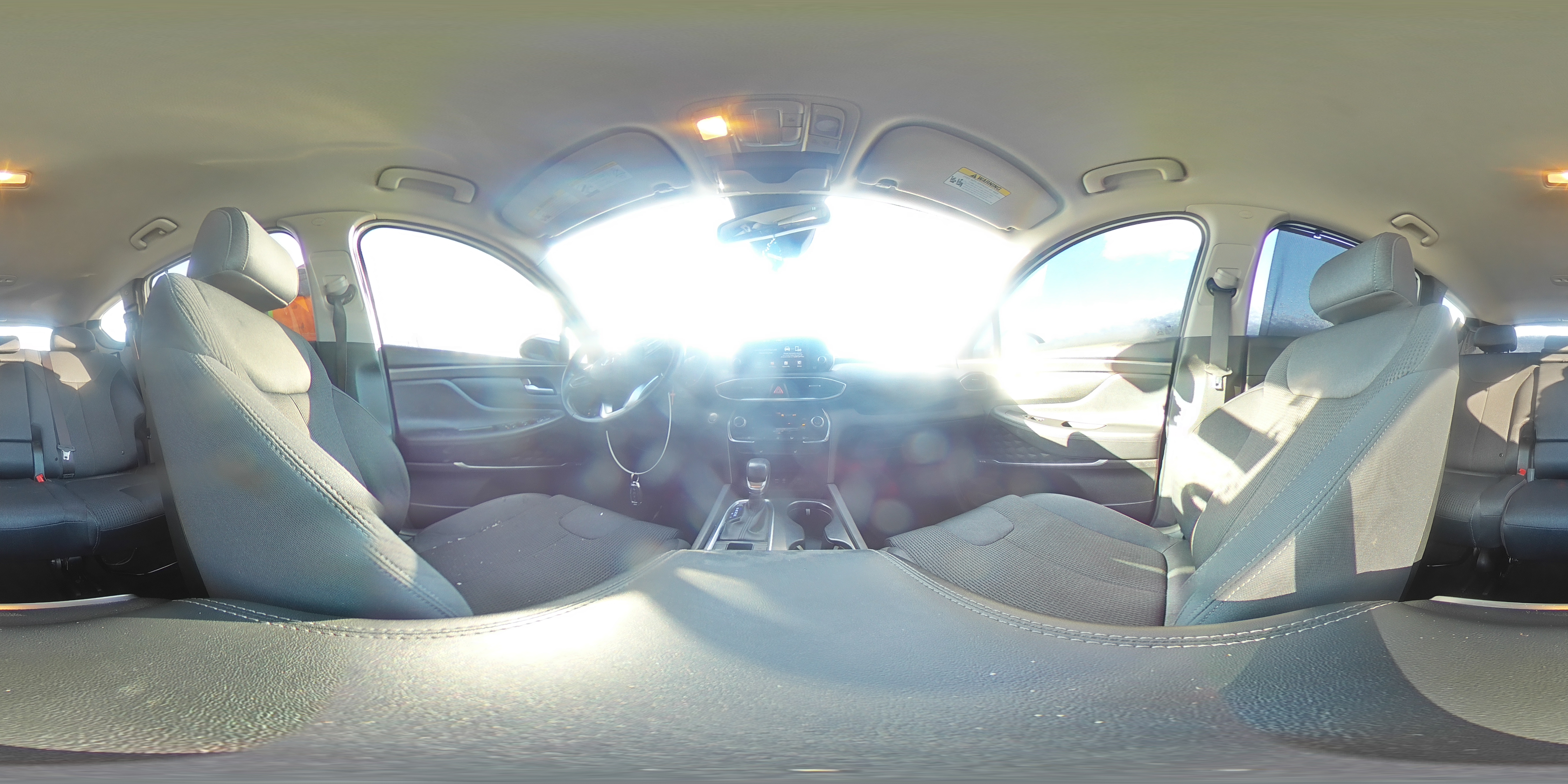 2019 Hyundai Santa Fe - Image 12