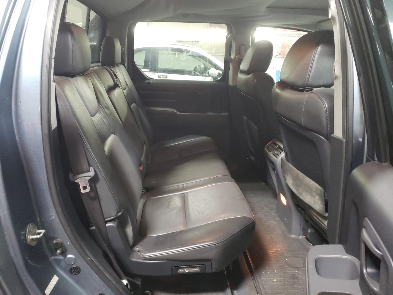 2006 Honda Ridgeline - Image 10