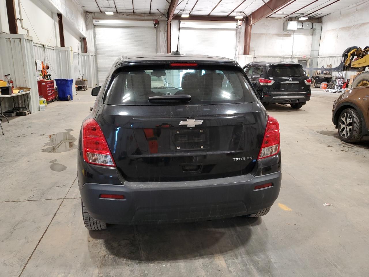 VIN 3GNCJKSB5FL254214 2015 CHEVROLET TRAX no.6