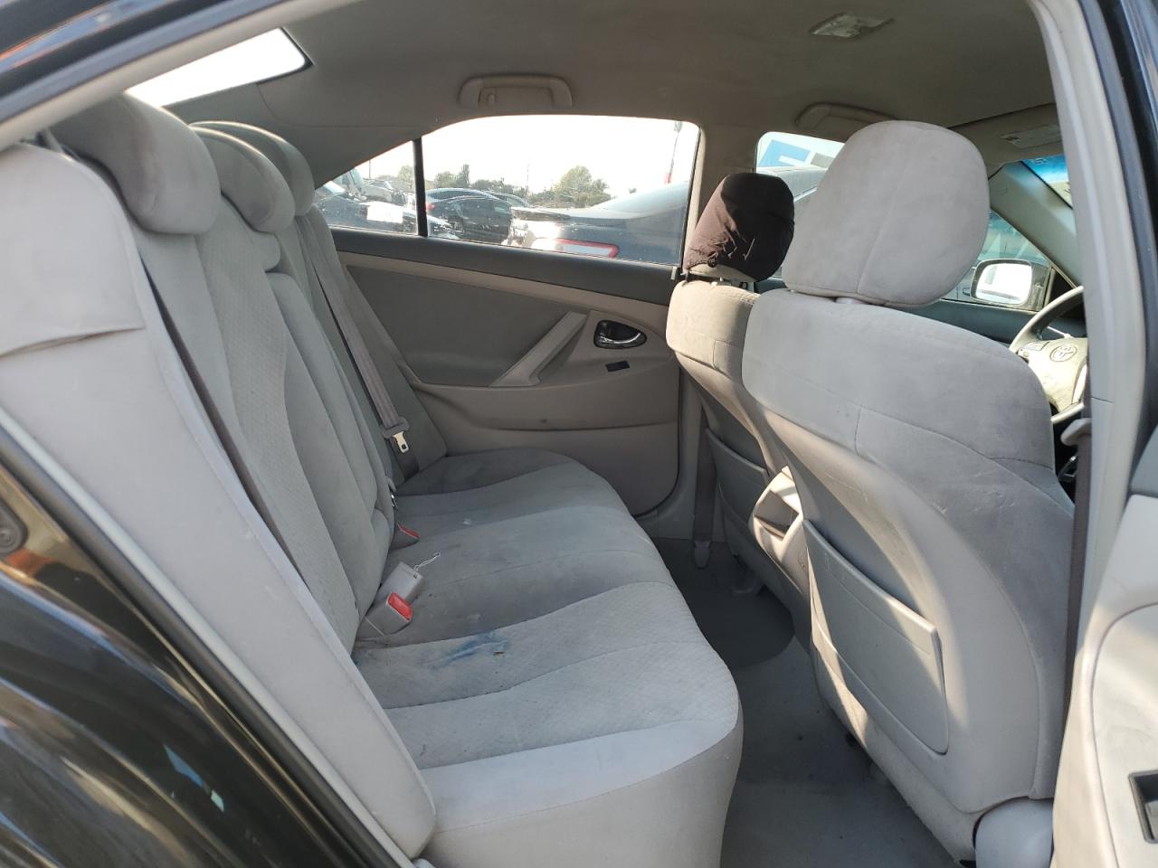 2009 Toyota Camry - Image 10