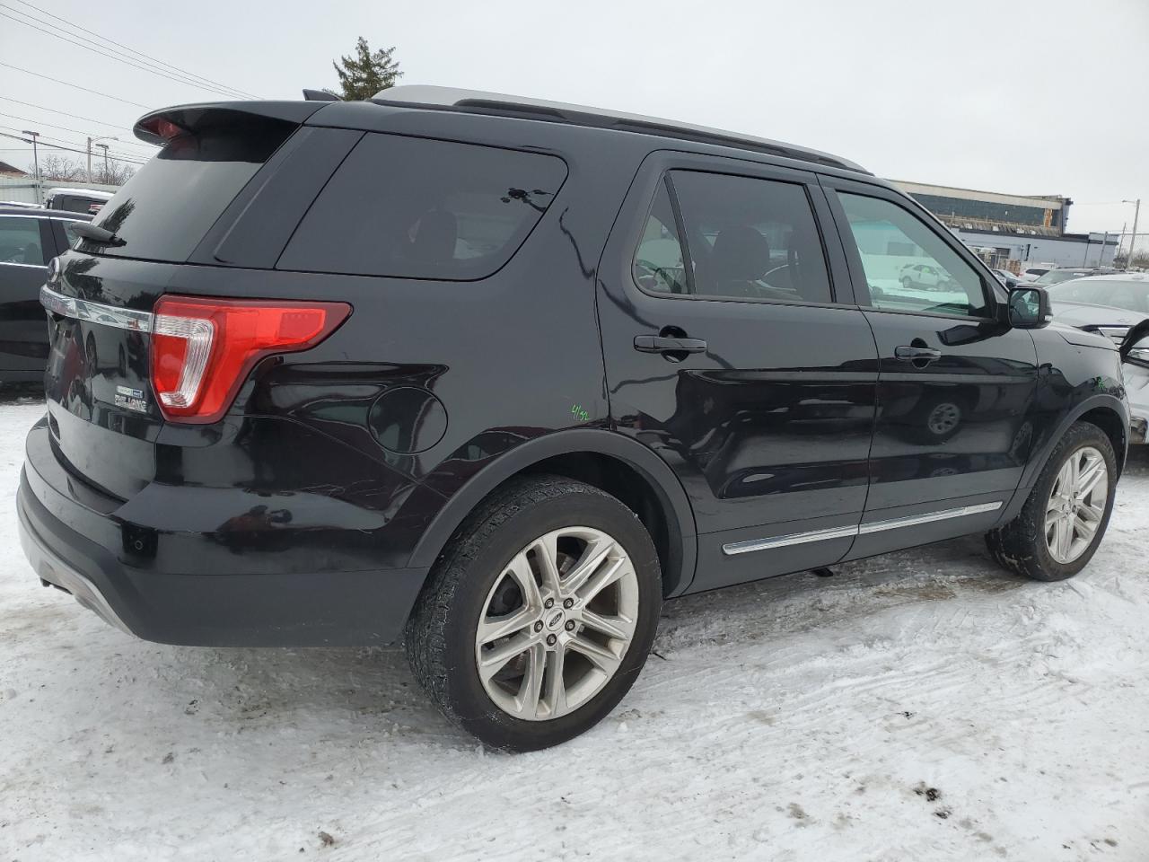 VIN 1FM5K8D86GGD02341 2016 FORD EXPLORER no.3