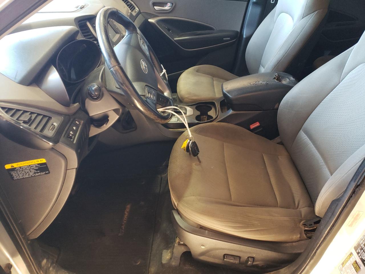 2014 Hyundai Santa Fe - Image 7