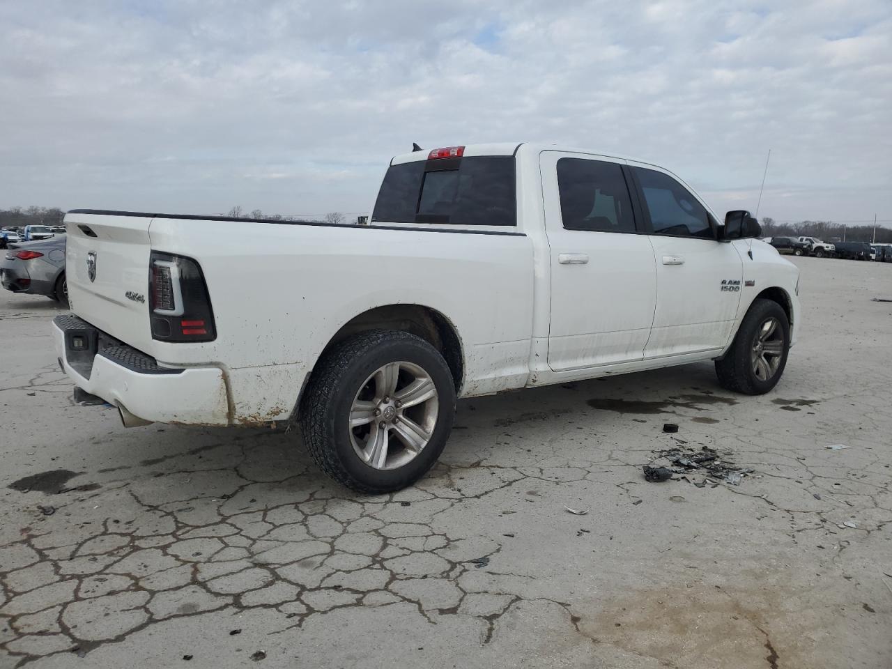 2014 RAM 1500 - Image 3