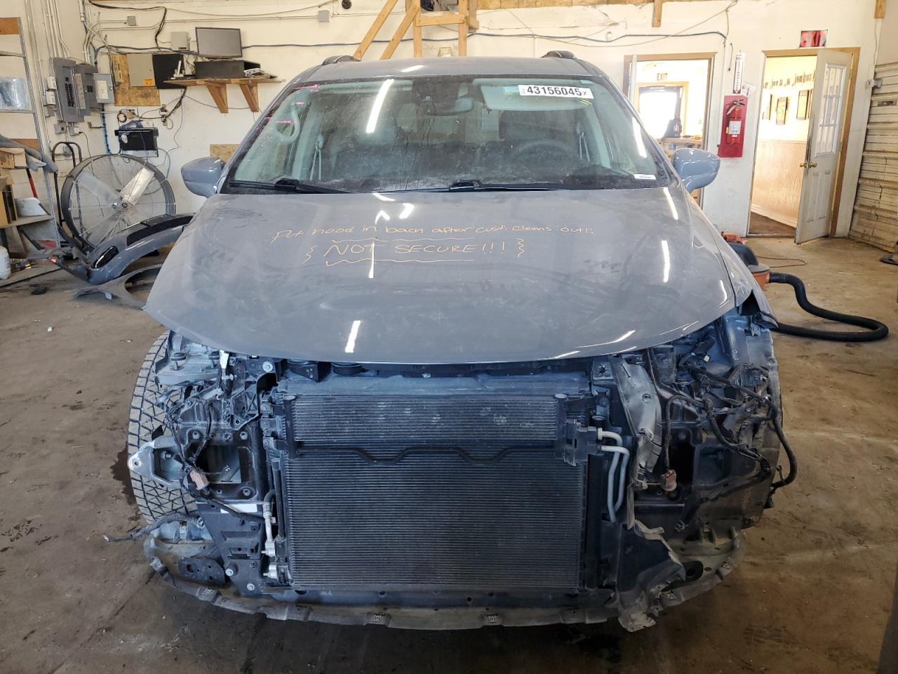 2022 Chrysler Pacifica - Image 5