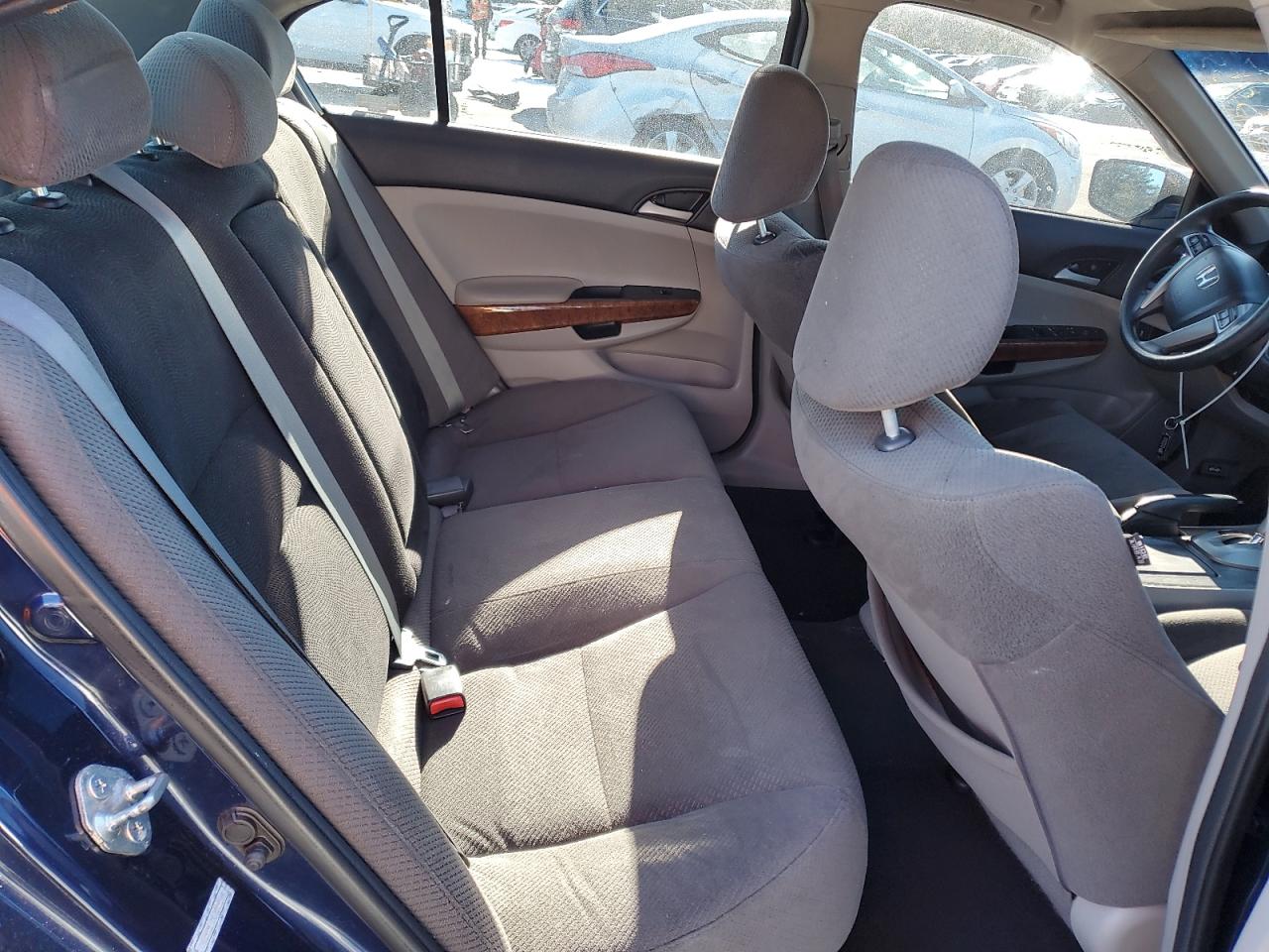 2012 Honda Accord - Image 10