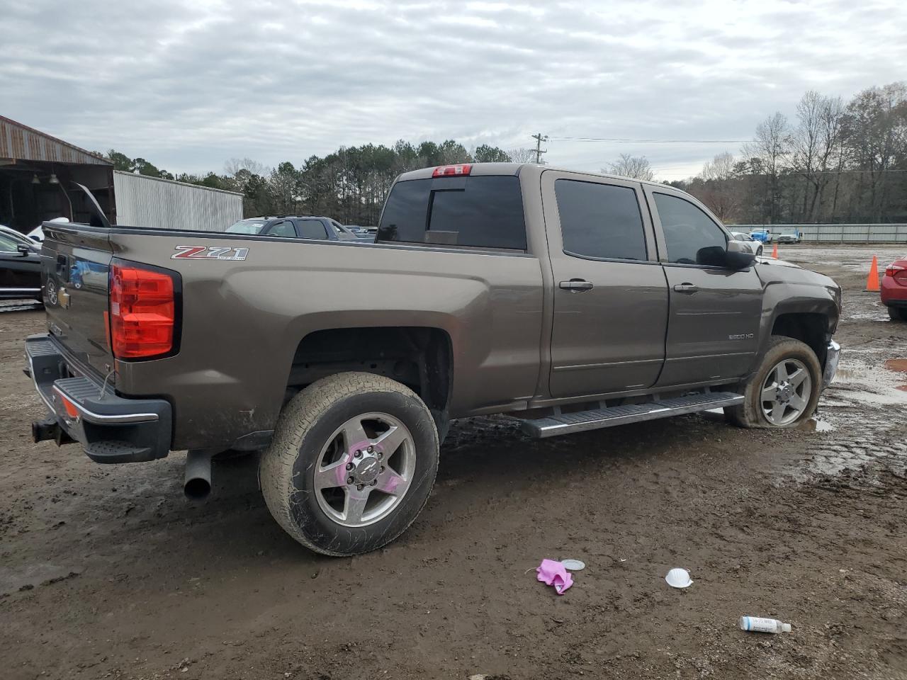 2015 Chevrolet Silverado - Image 3