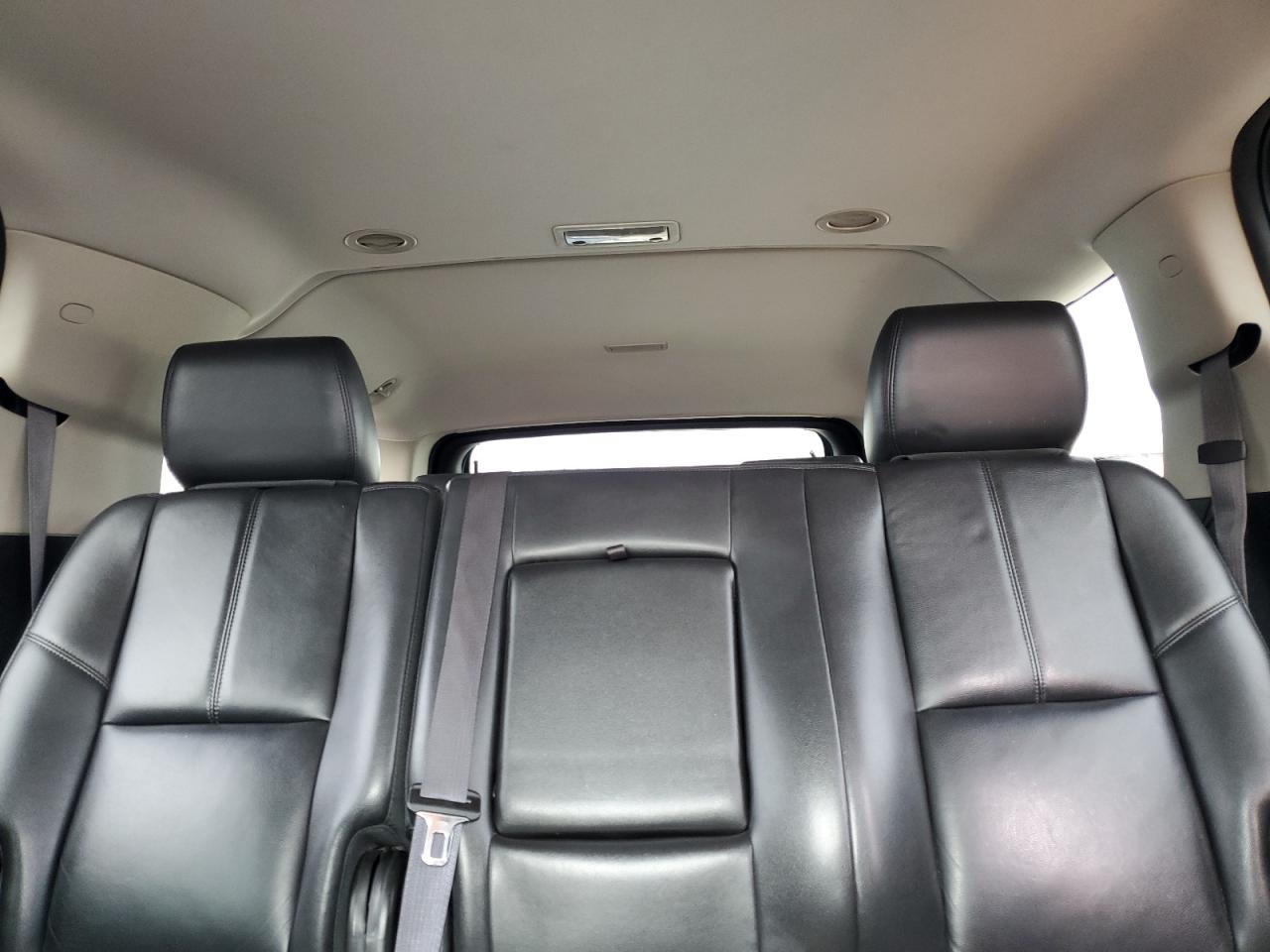 2014 GMC Yukon - Image 10