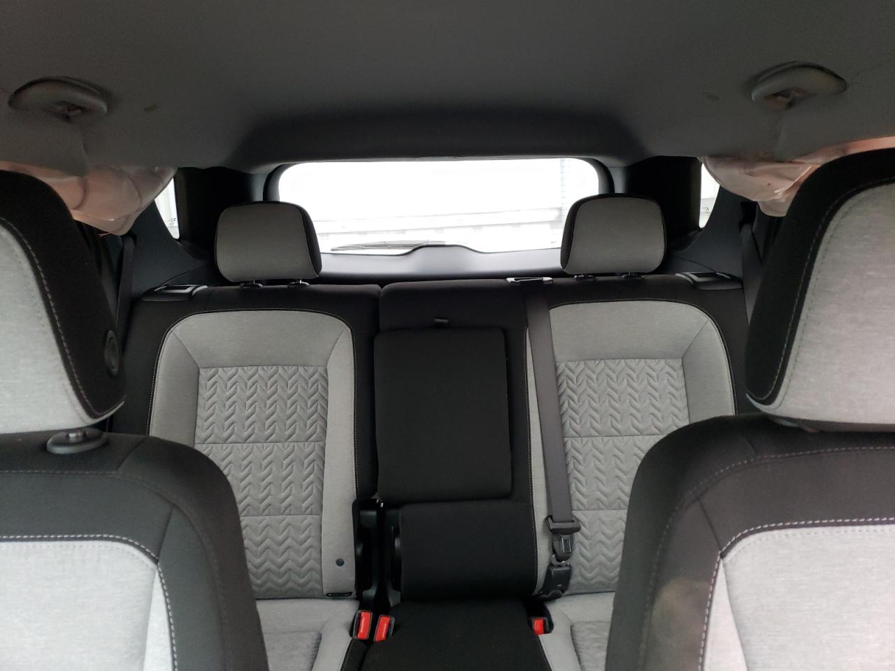 2023 Chevrolet Equinox - Image 10