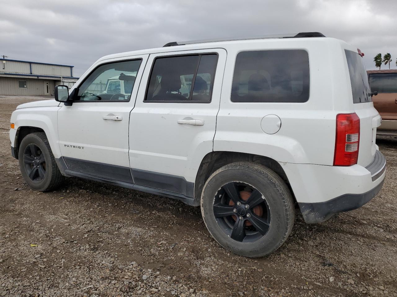 2012 Jeep Liberty (Patriot) - Image 2