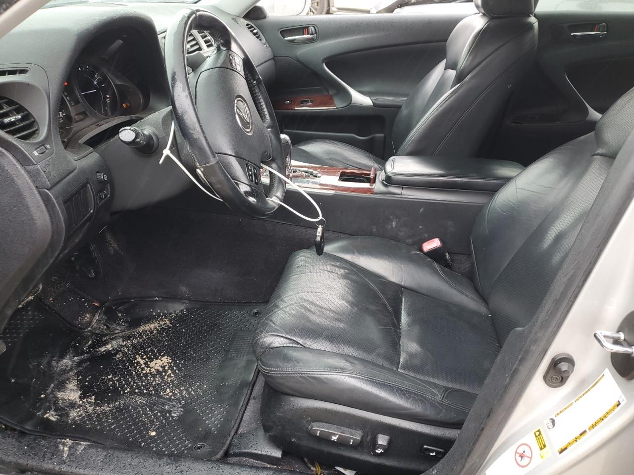 2007 Lexus IS - Image 7