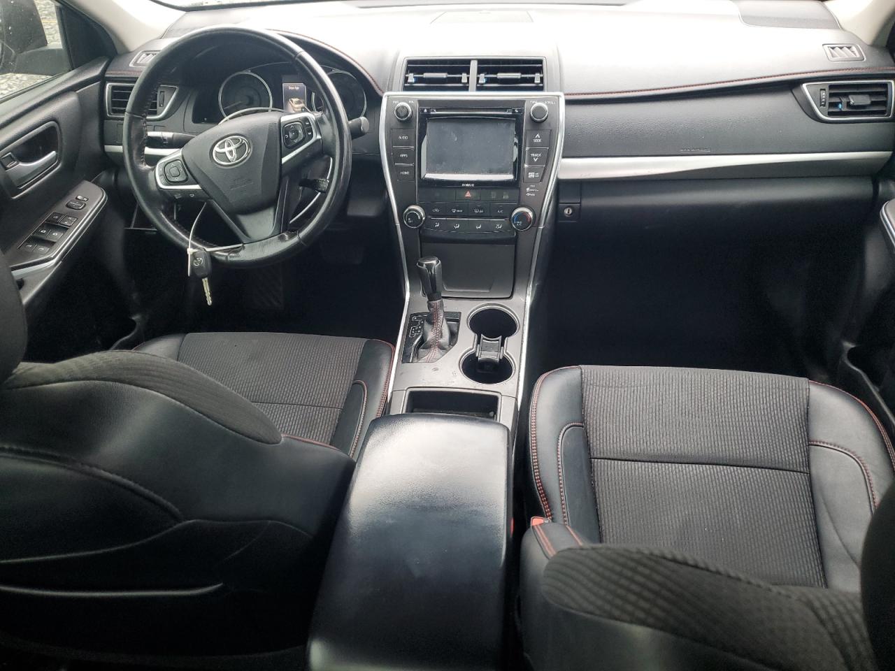 2016 Toyota Camry - Image 8