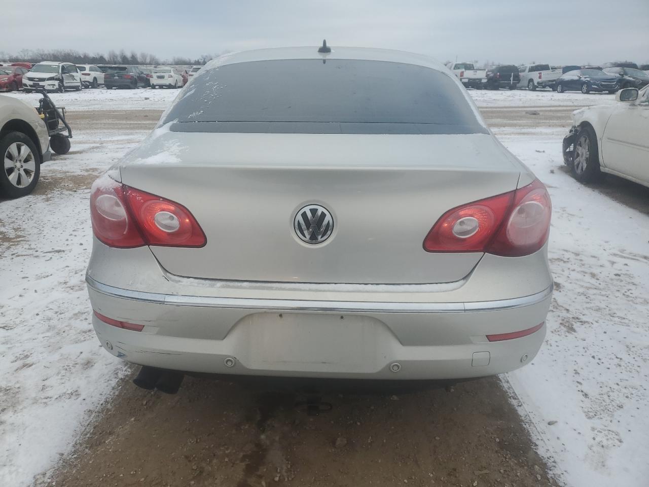 2010 Volkswagen Passat CC - Image 6