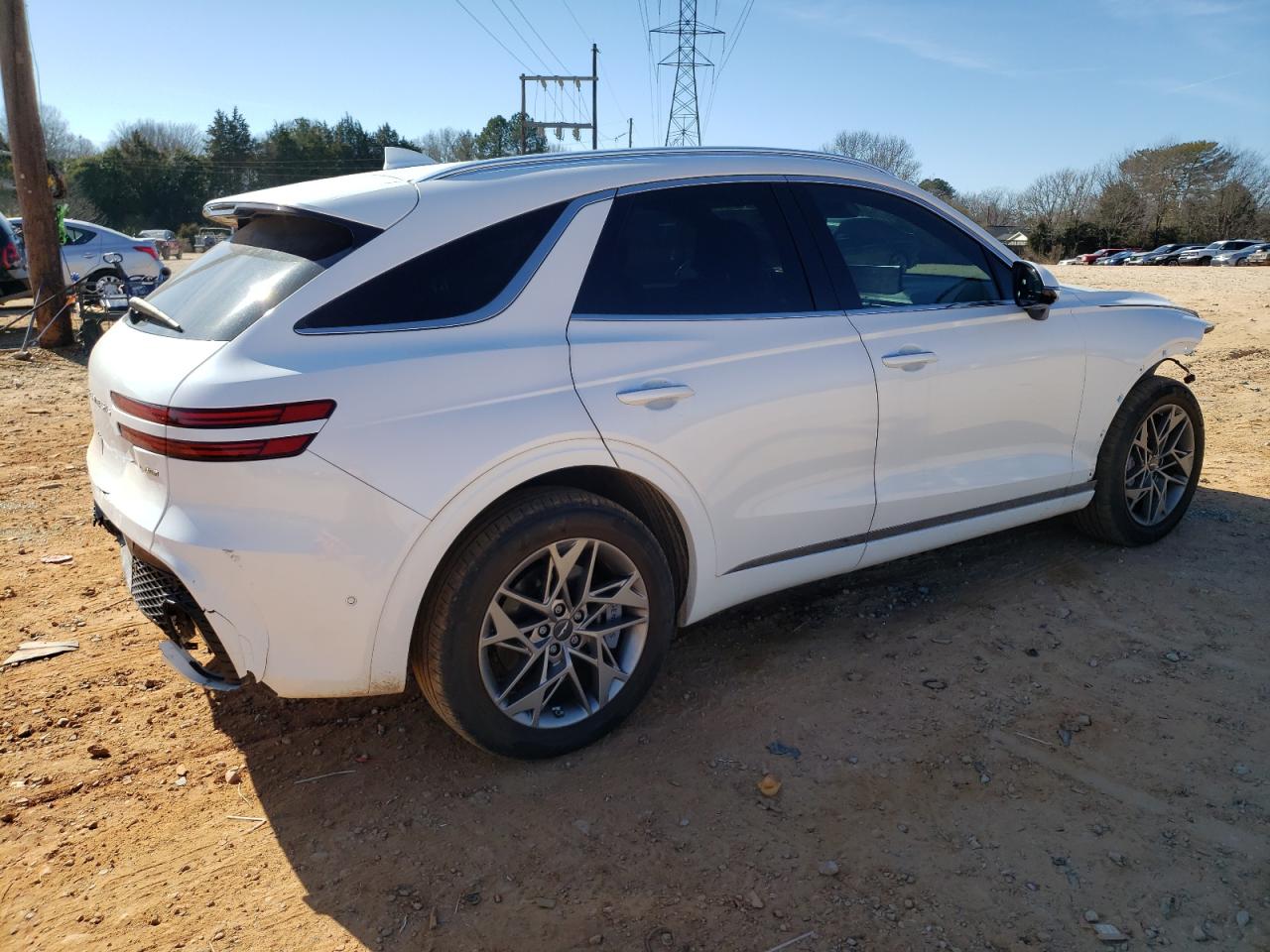 2023 Genesis GV70 - Image 3