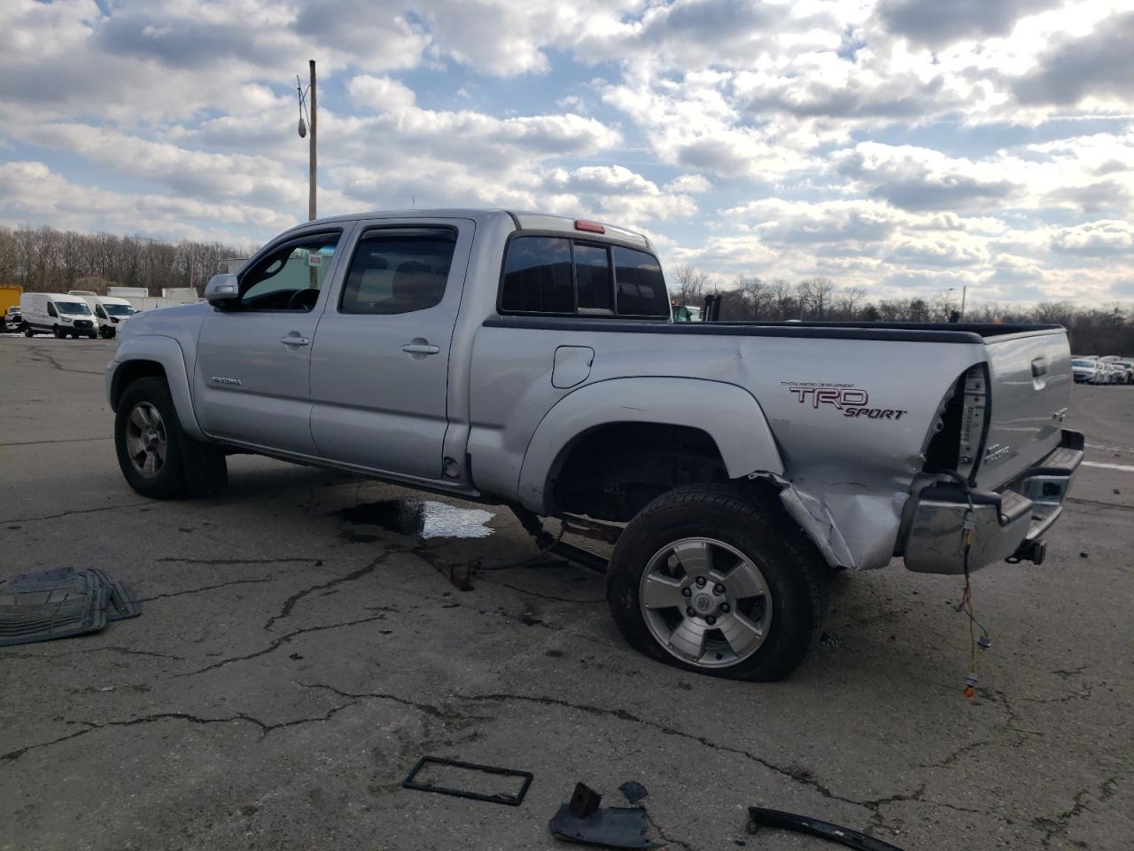 2013 Toyota Tacoma - Image 2