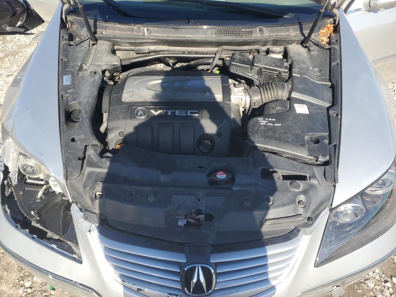 2006 Acura RL - Image 11