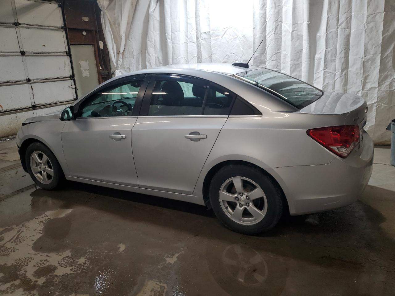 VIN 1G1PC5SB4F7174230 2015 CHEVROLET CRUZE no.2