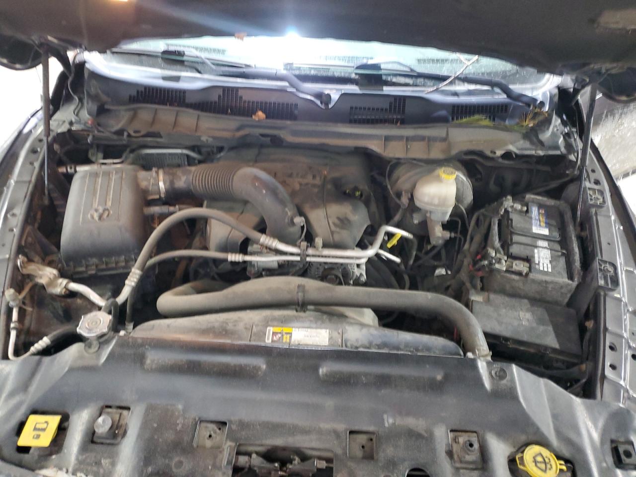 2014 RAM 1500 - Image 13