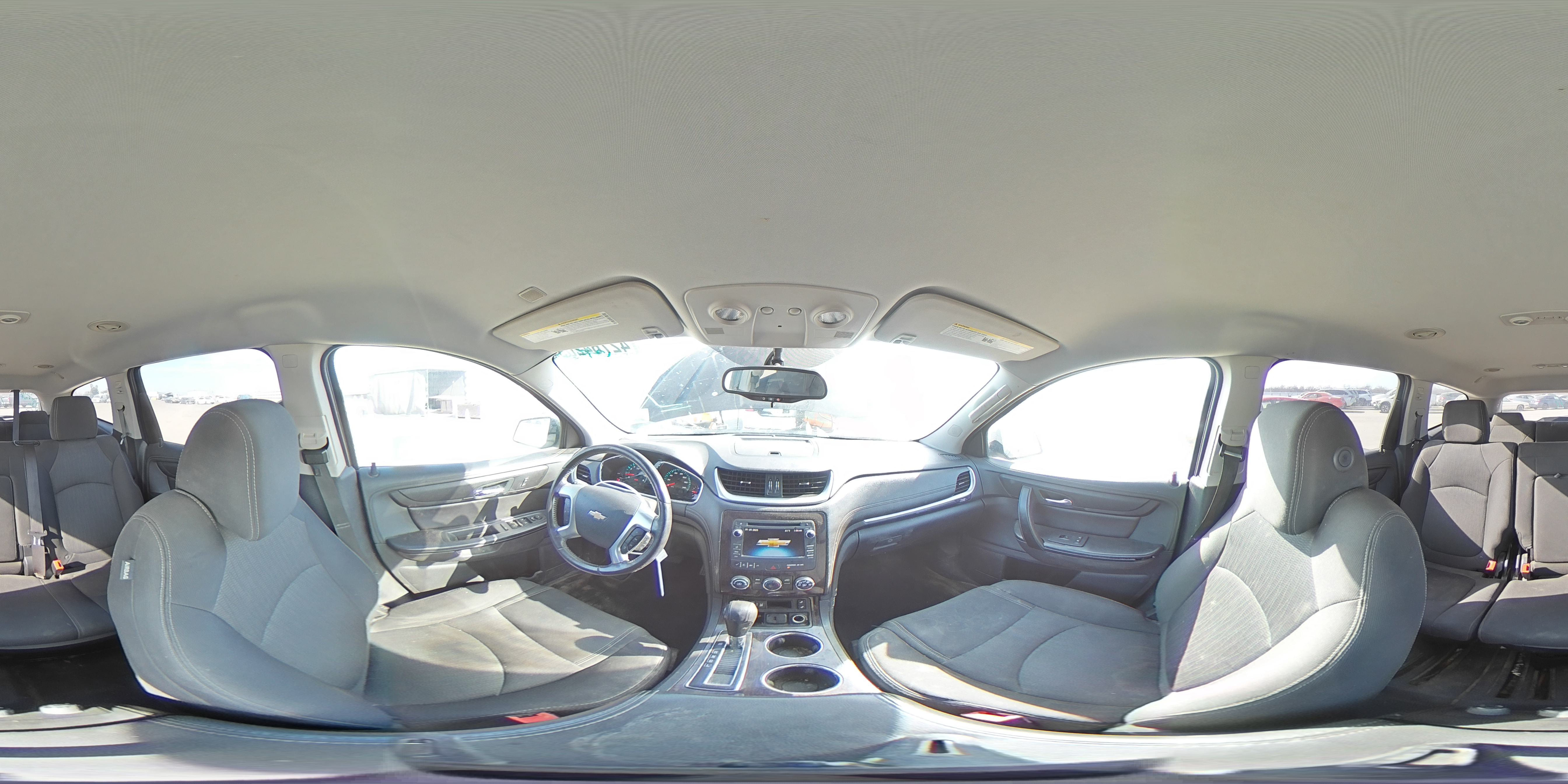 2016 Chevrolet Traverse - Image 14