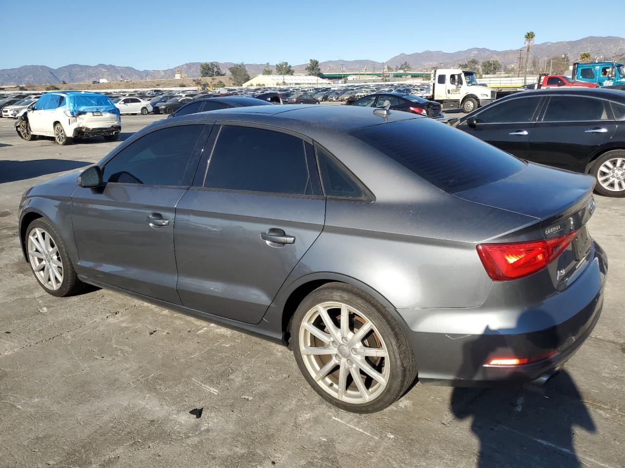 VIN WAUA7GFF1G1012860 2016 AUDI A3 no.2