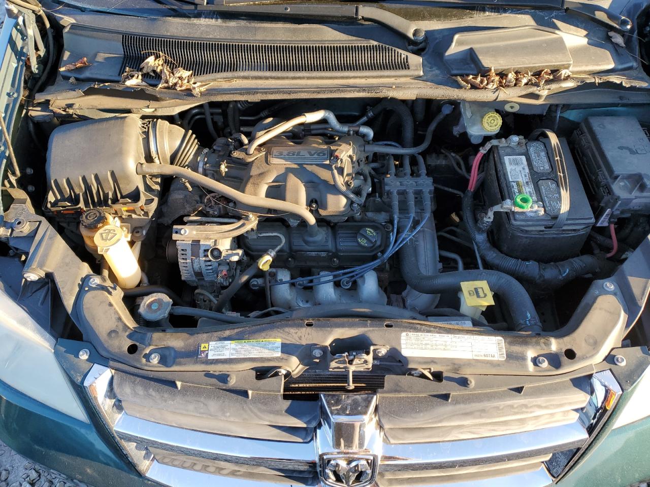 2009 Dodge Caravan - Image 12