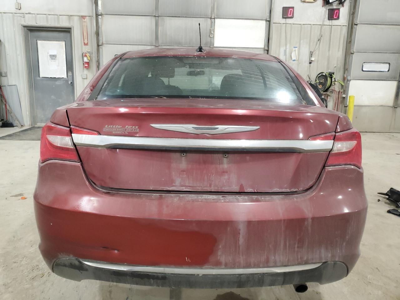 2013 Chrysler 200 - Image 6