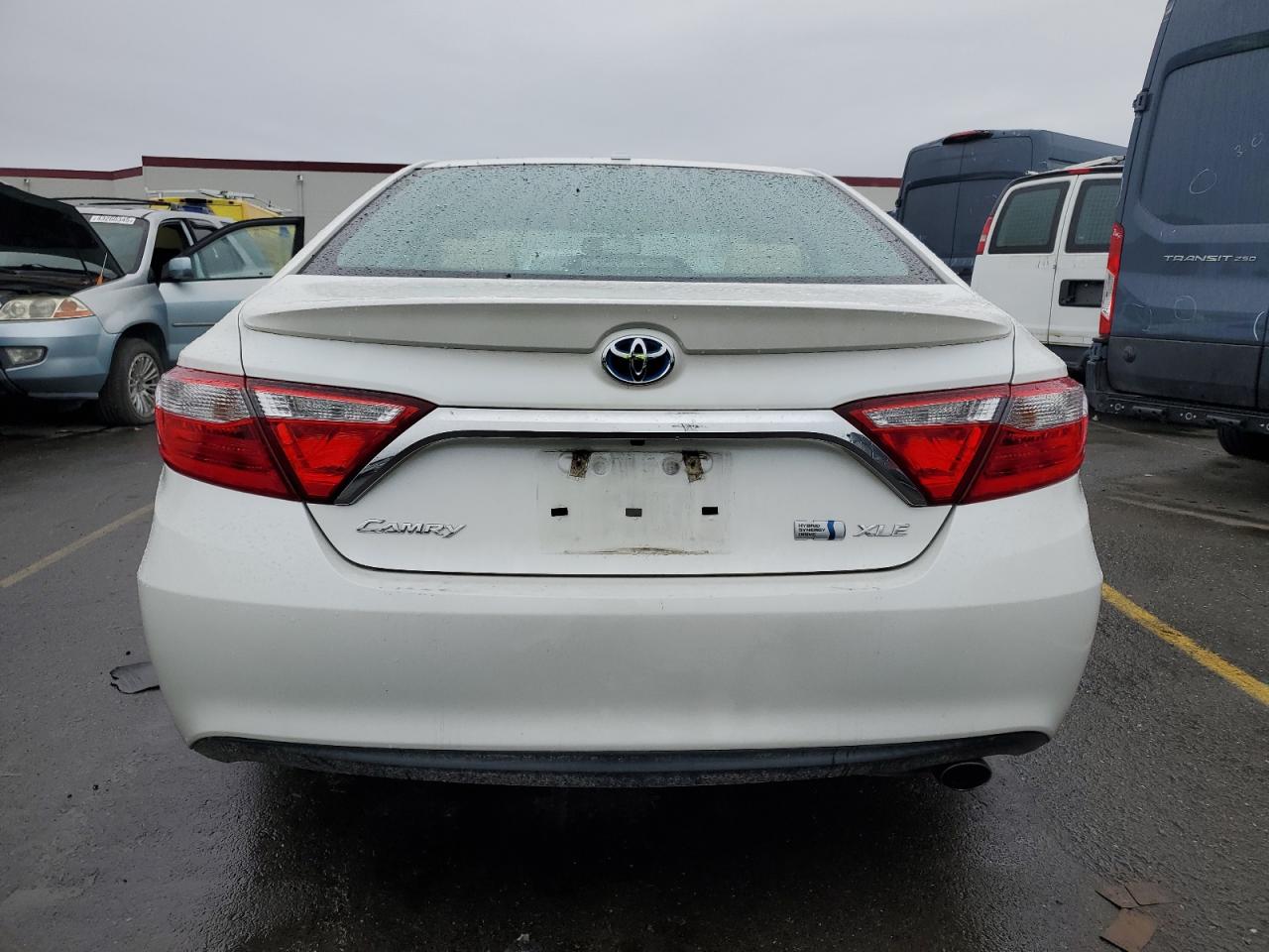 2015 Toyota Camry - Image 6
