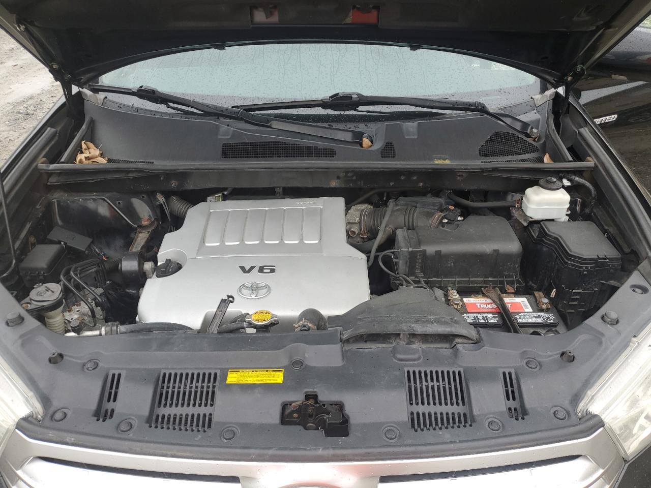 2013 Toyota Highlander - Image 14