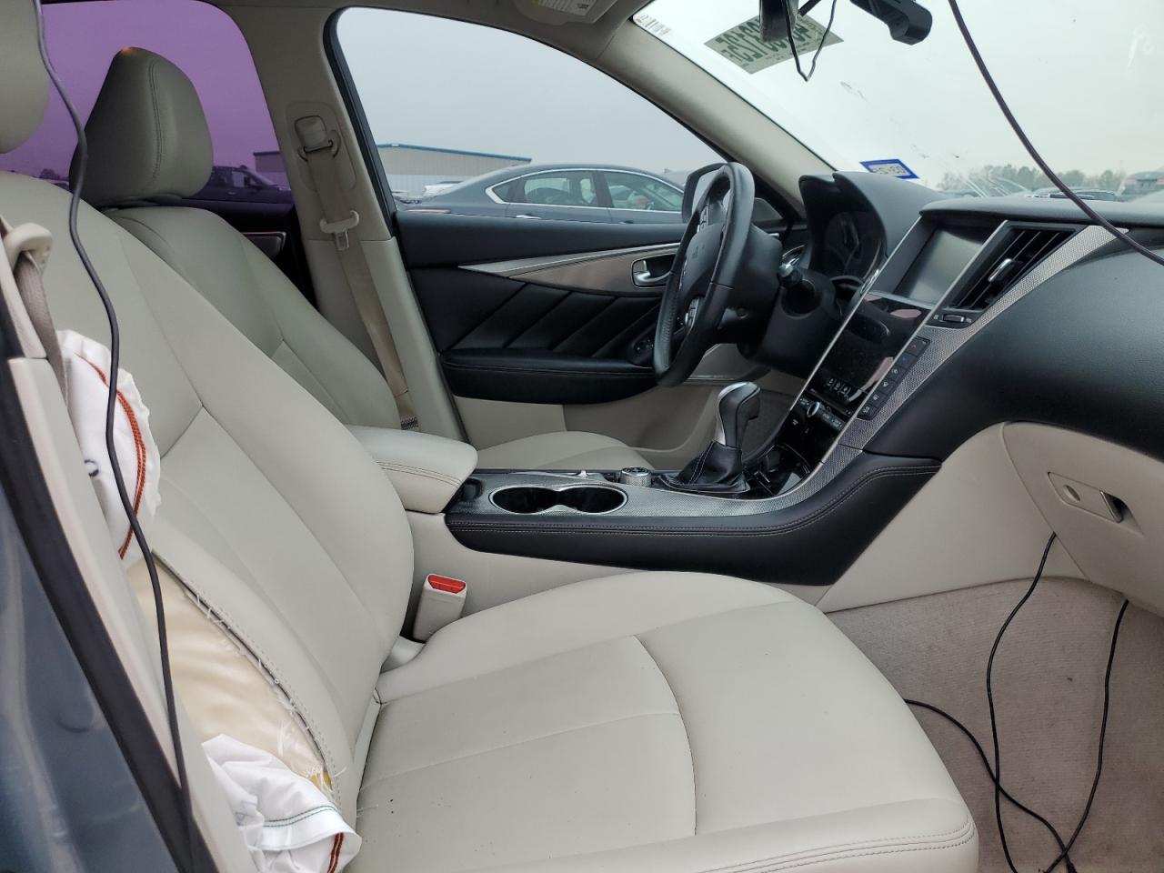 2017 Infiniti Q50 - Image 5
