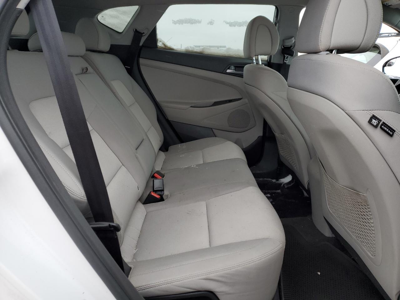 2017 Hyundai Tucson - Image 10