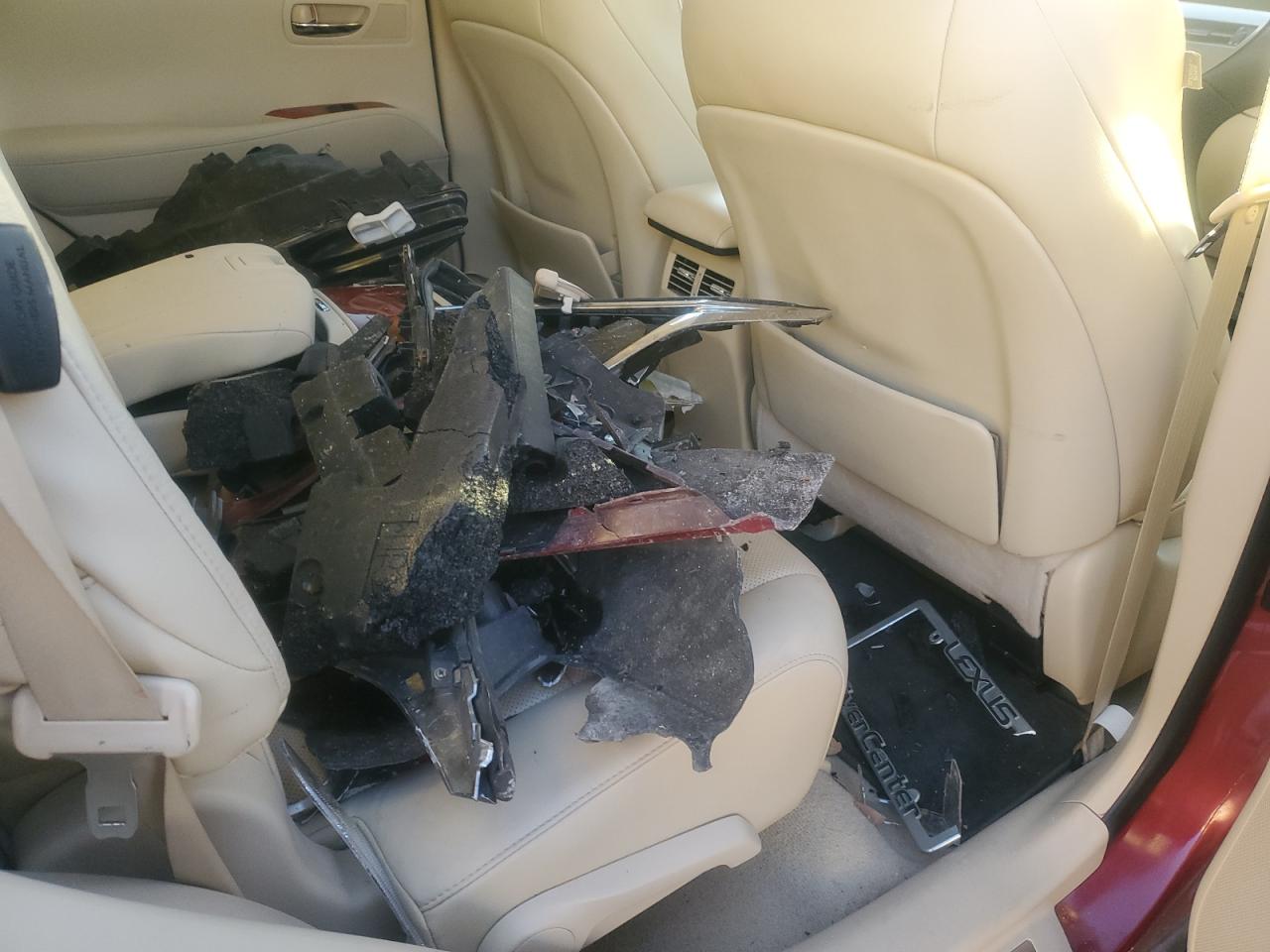 2010 Lexus RX - Image 13
