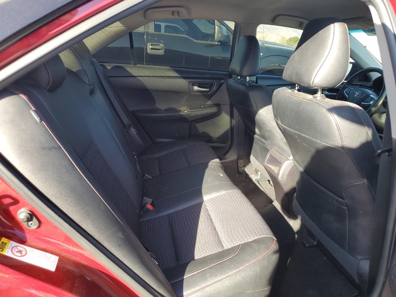 2015 Toyota Camry - Image 10