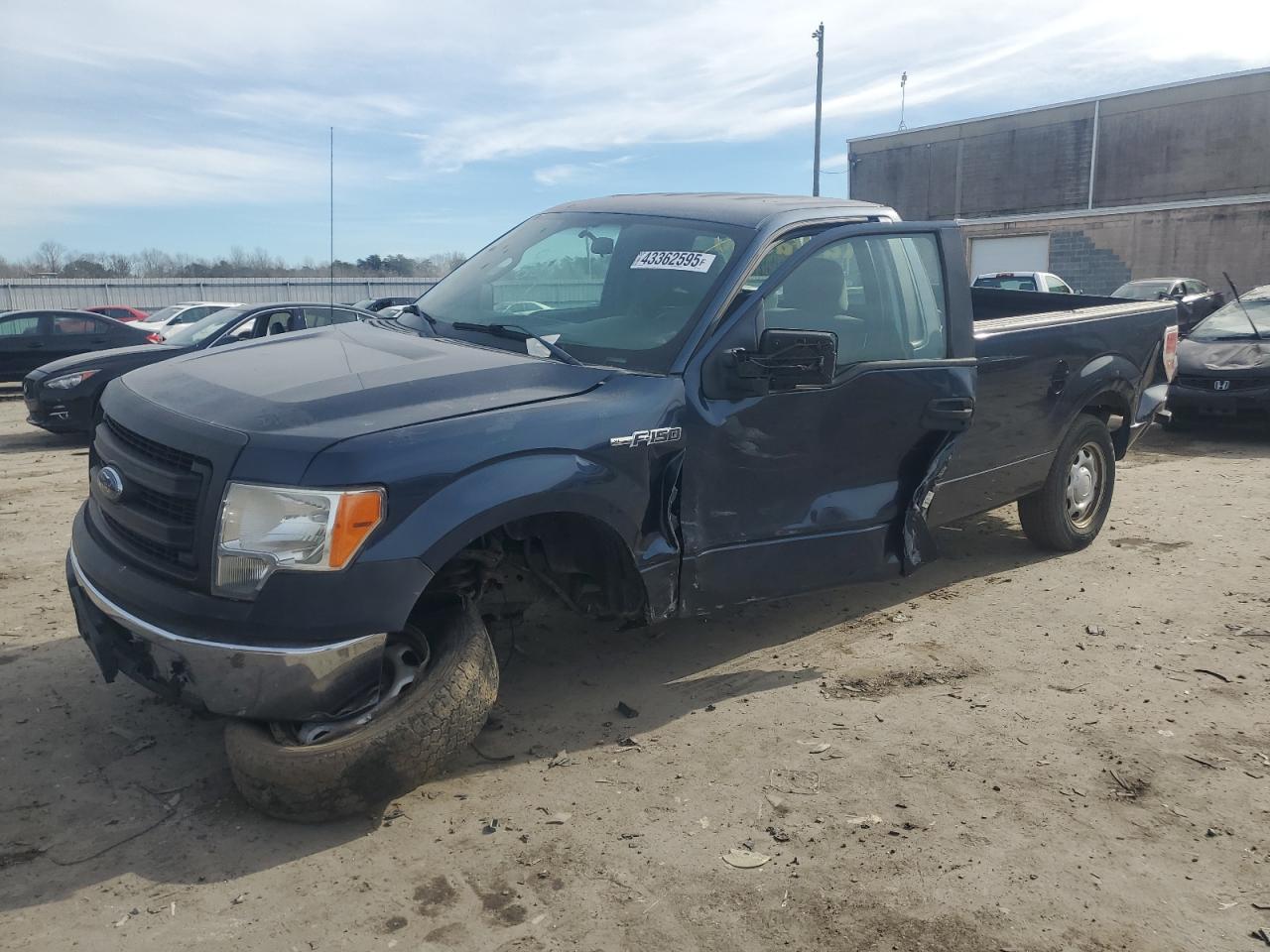 Fredericksburg, VA에서 판매 중인 2014 Ford F150 - All Over