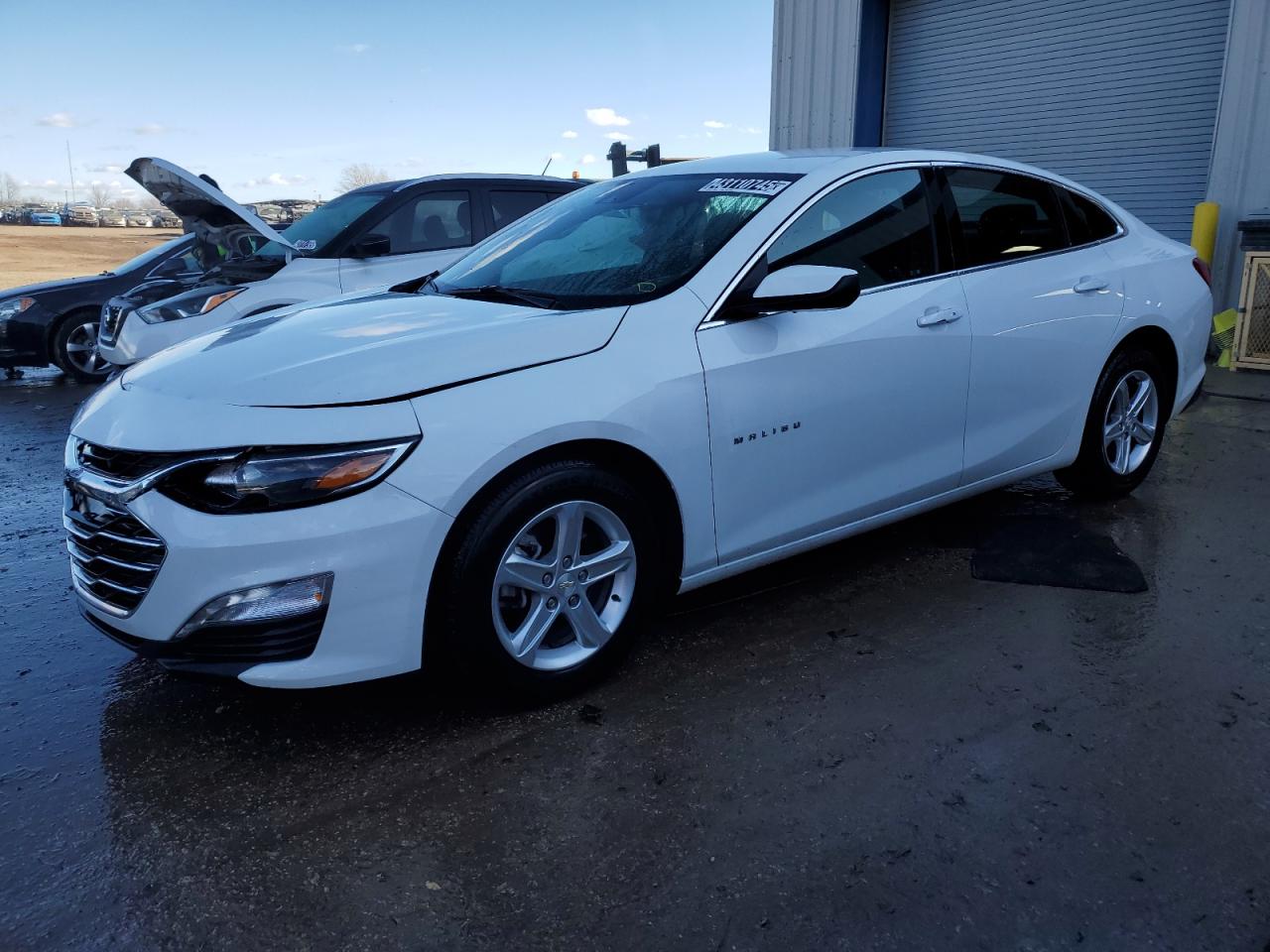 2023 Chevrolet Malibu - Image 1