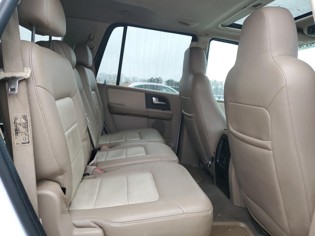 2003 Ford Expedition - Image 11