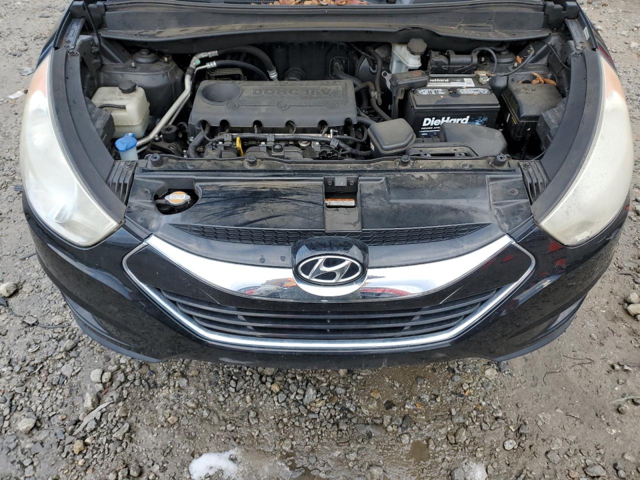 2011 Hyundai Tucson - Image 12