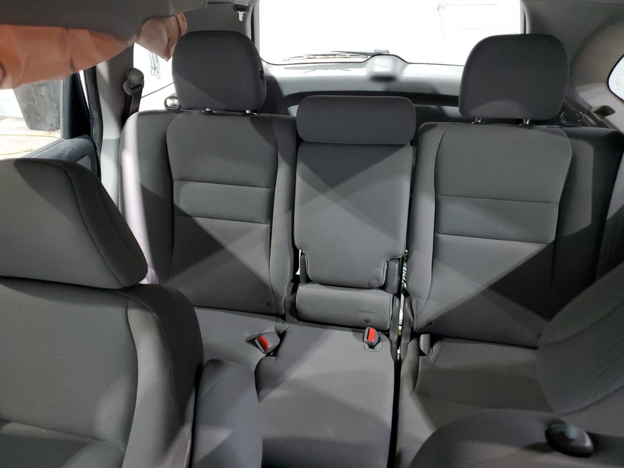 2011 Honda CR-V - Image 10