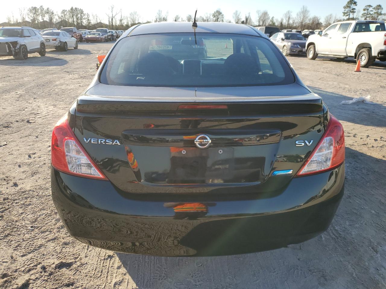 2014 Nissan Versa - Image 6
