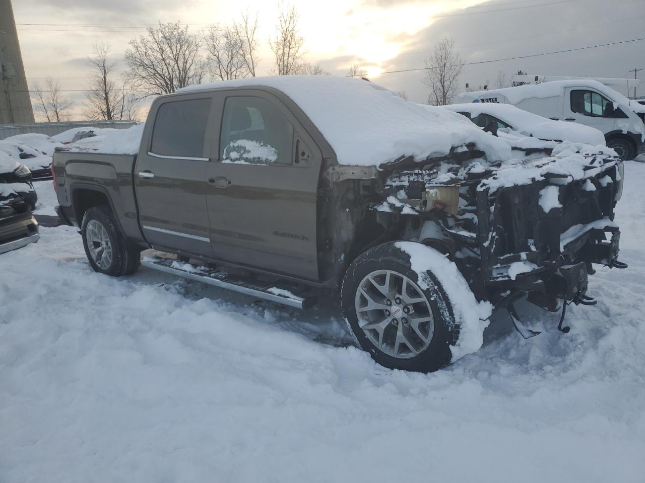 2015 GMC Sierra - Image 4