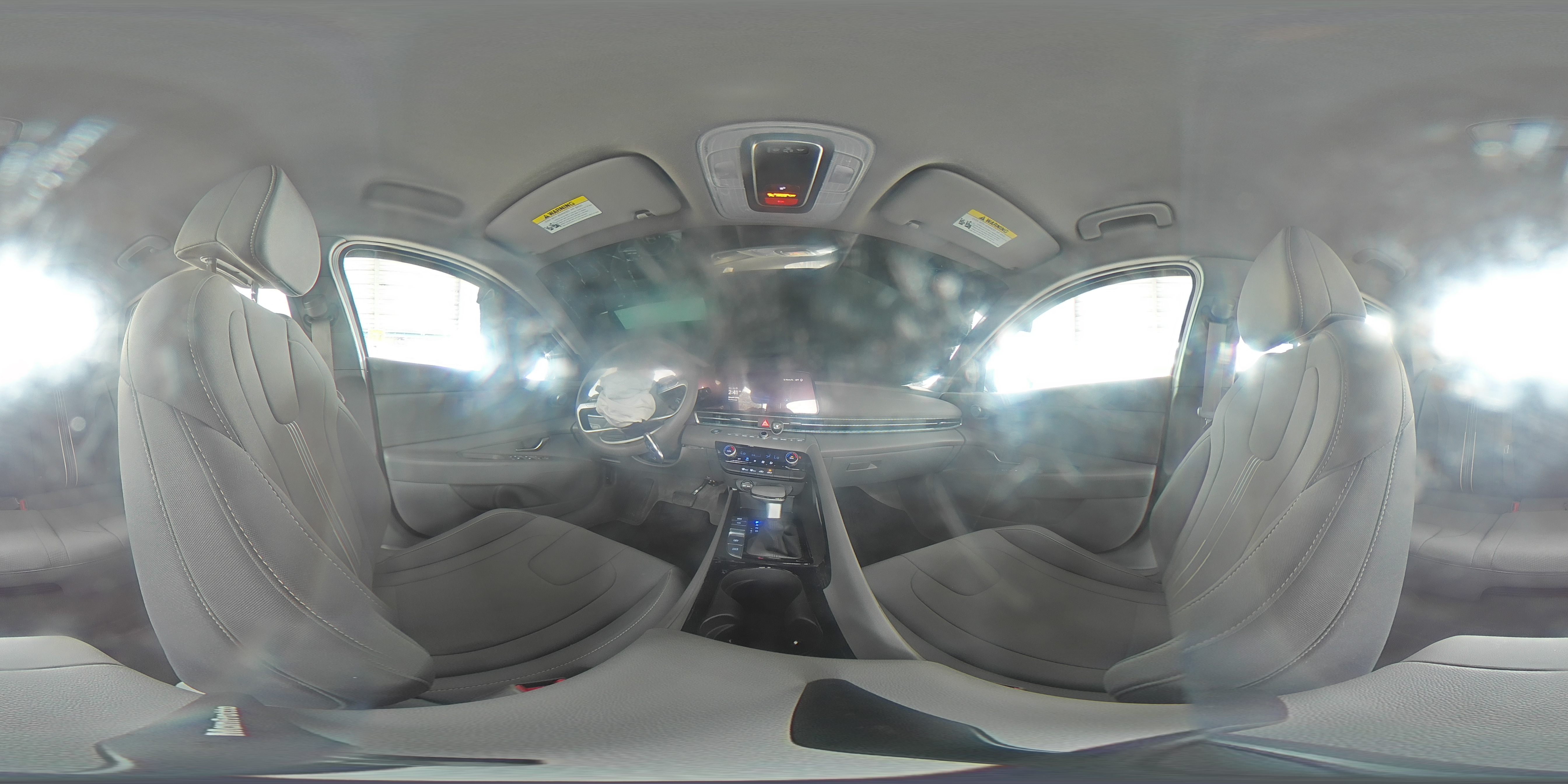 2024 Hyundai Elantra - Image 13