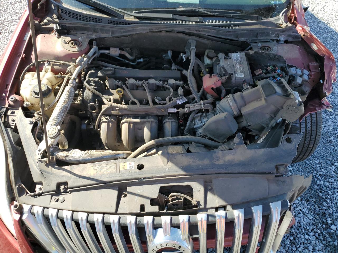 2010 Mercury Milan - Image 12