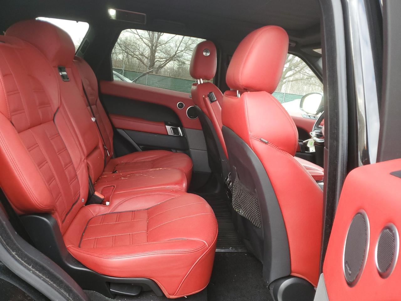 2017 Land Rover Range Rover - Image 11