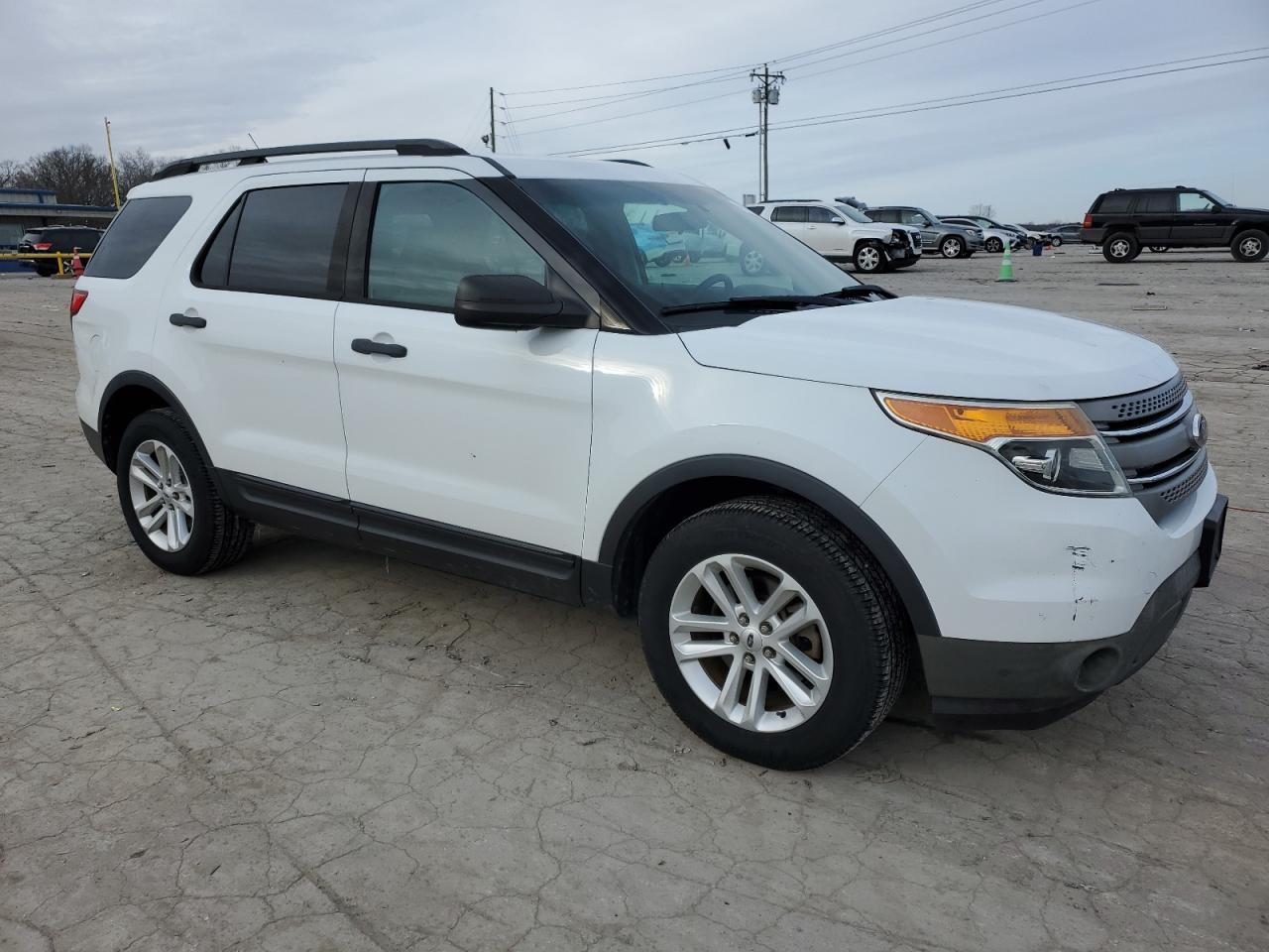 2015 Ford Explorer - Image 4