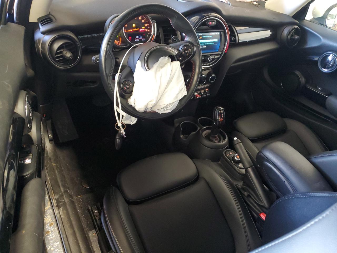 2020 MINI Cooper - Image 8