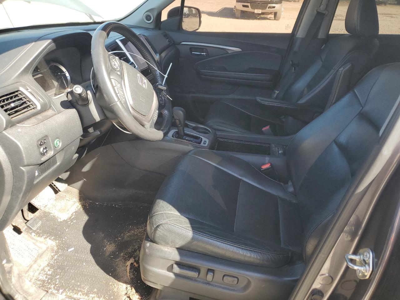 2017 Honda Pilot - Image 7
