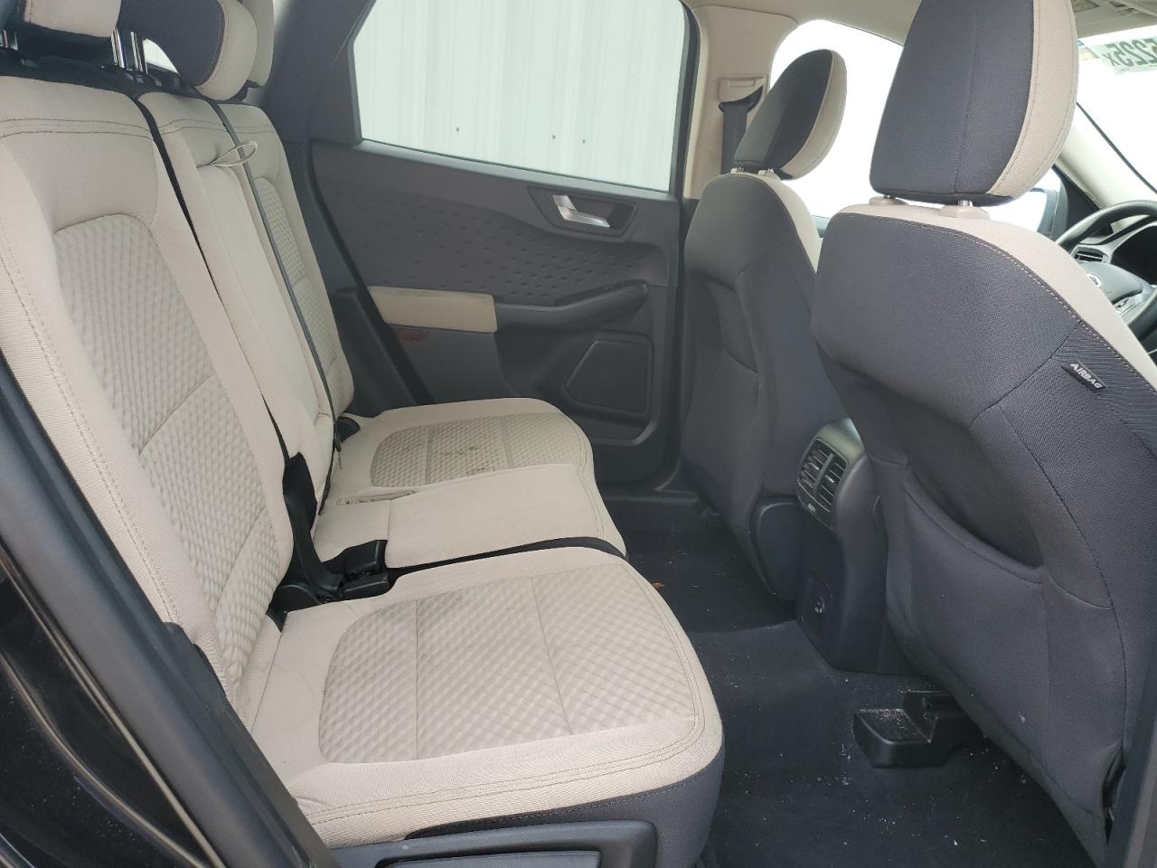 2020 Ford Escape - Image 11